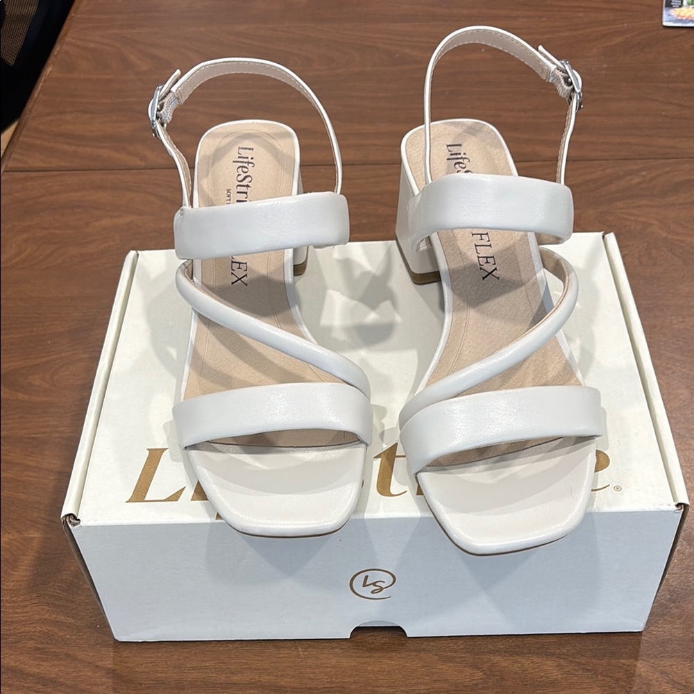 Life Stride Women's White Sandals